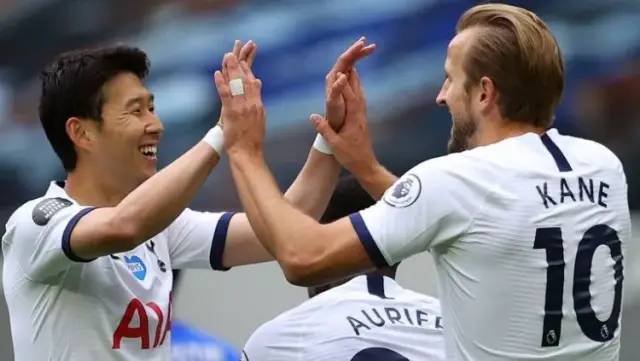  孙兴慜梅开二度热刺逆转维拉重返前四强  